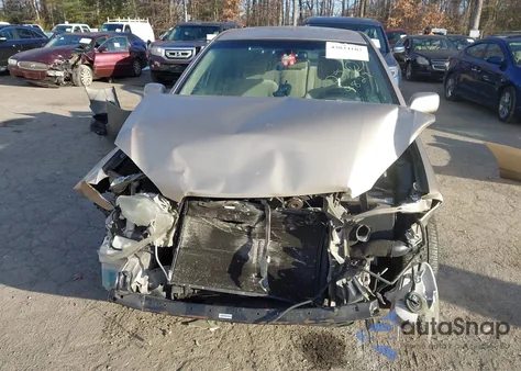 2005 Toyota Corolla Le из США, поврежденный, VIN 1NXBR32E85Z442691